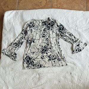 Karl Lagerfeld Black and White Ruffled 3/4 Sleeve Blouse Size:M